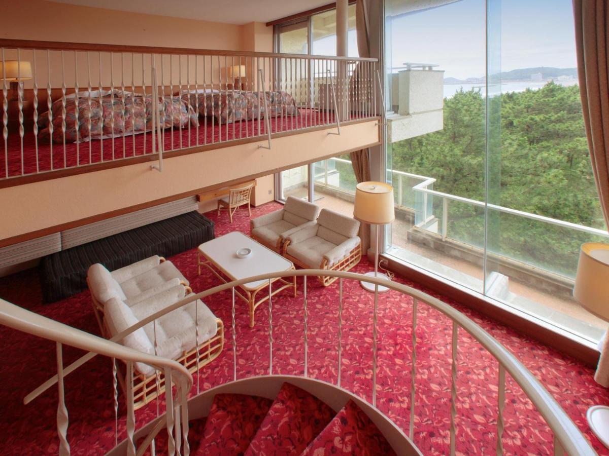 Kamogawa Grand Hotel Esterno foto