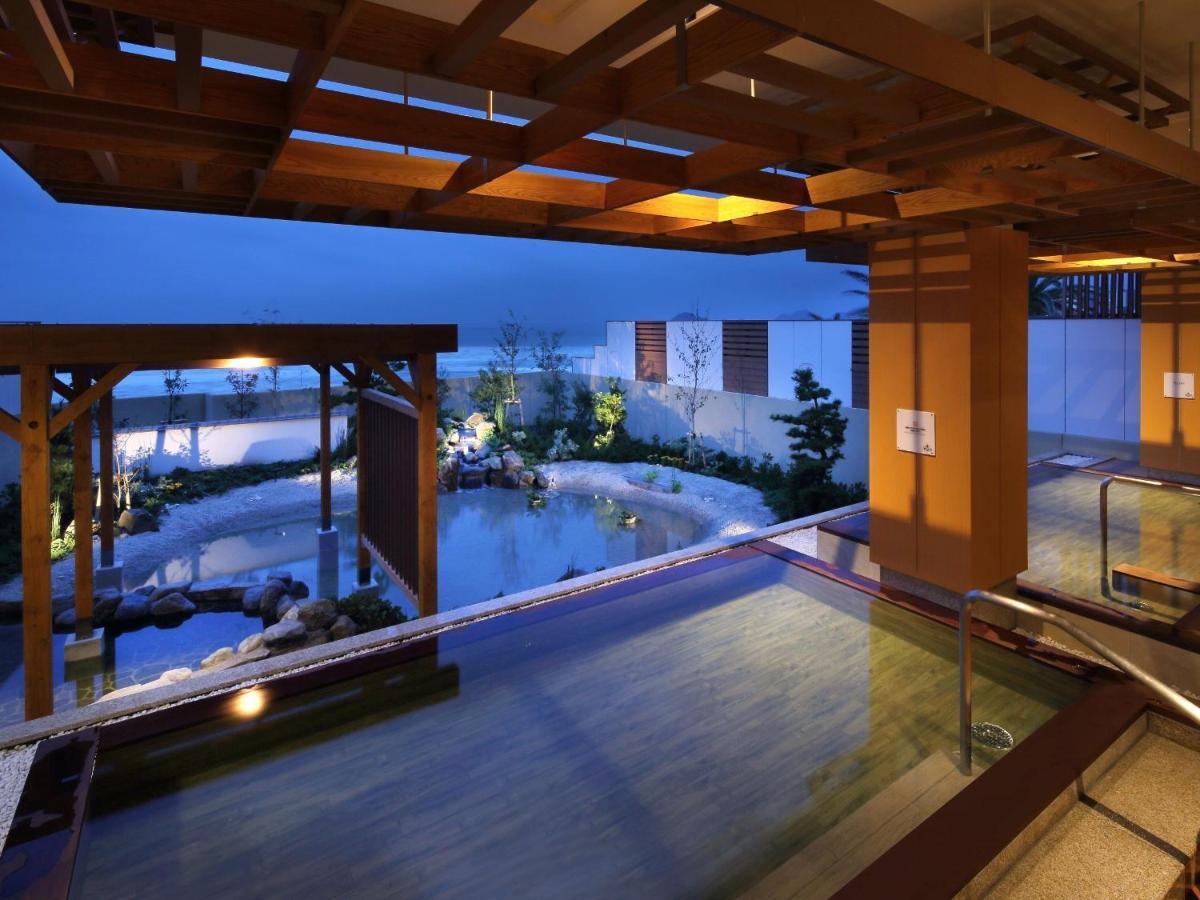 Kamogawa Grand Hotel Esterno foto